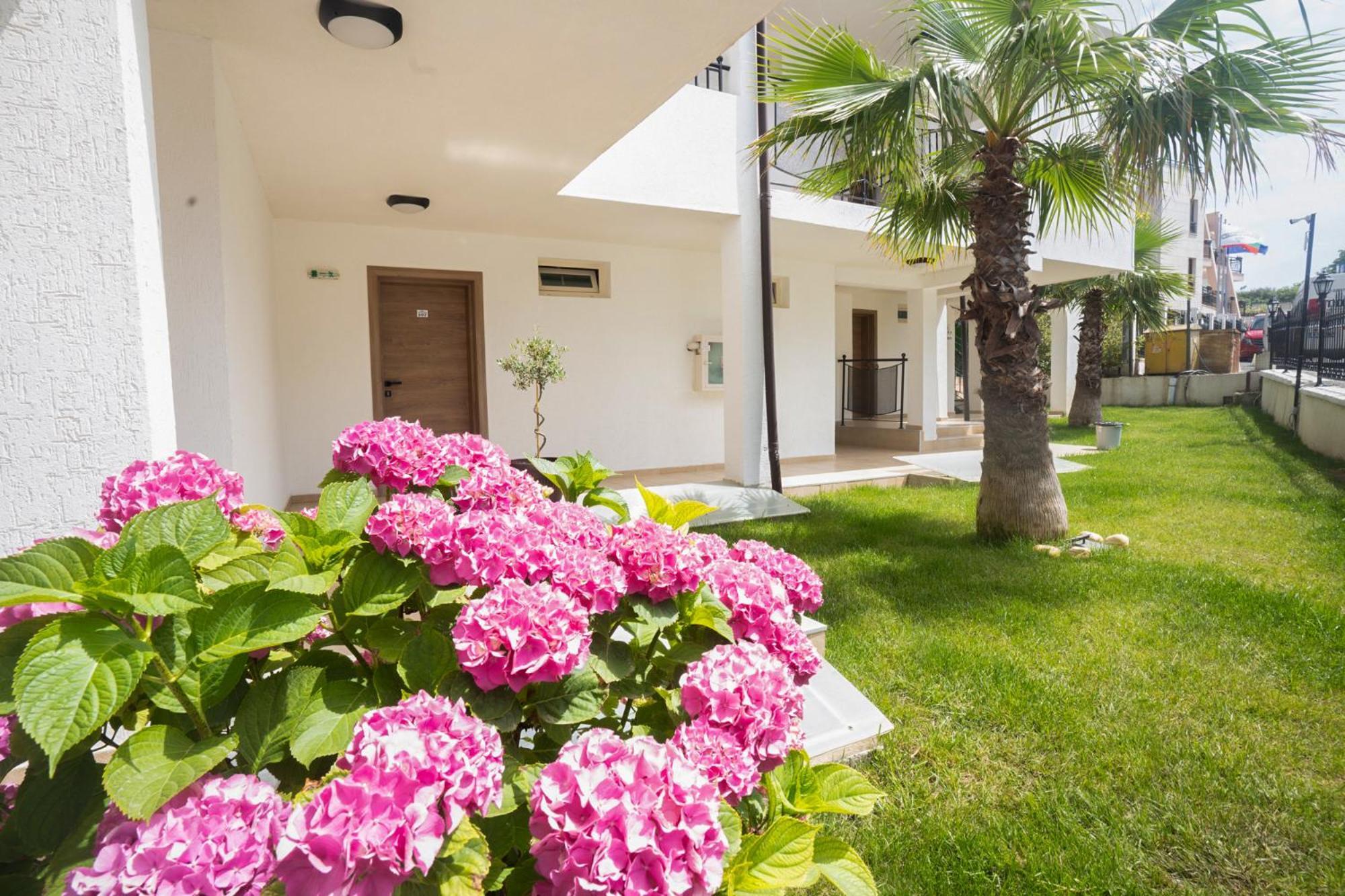 Royal Calisto Hotel Sozopol Esterno foto