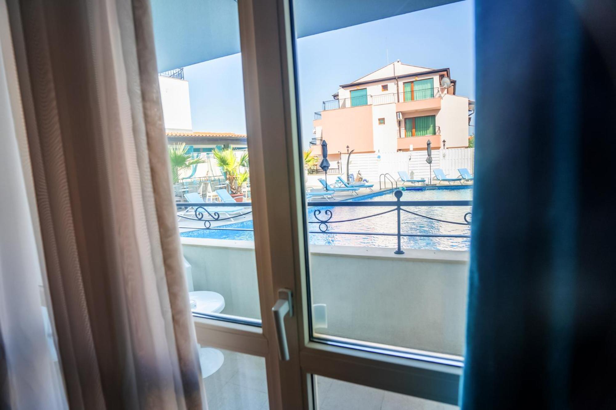 Royal Calisto Hotel Sozopol Esterno foto